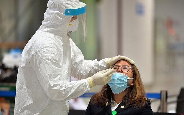 Sở Y tế TP.HCM yêu cầu tăng cường chống dịch cho các cơ sở y tế, xét nghiệm COVID-19 với tất cả bệnh nhân và thân nhân - Ảnh 1.