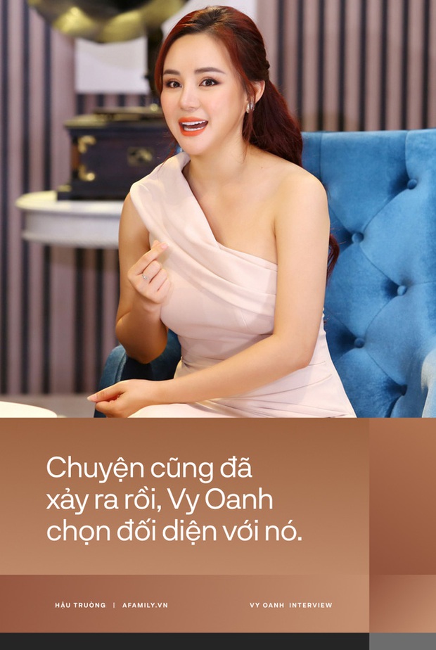 Vy Oanh giữa loạt lùm xùm lộ ảnh “nóng” phòng the: Người ta cứ nhai đi nhai lại chuyện vợ bé, đẻ thuê, vàng thật thì sẽ không sợ lửa - Ảnh 2.