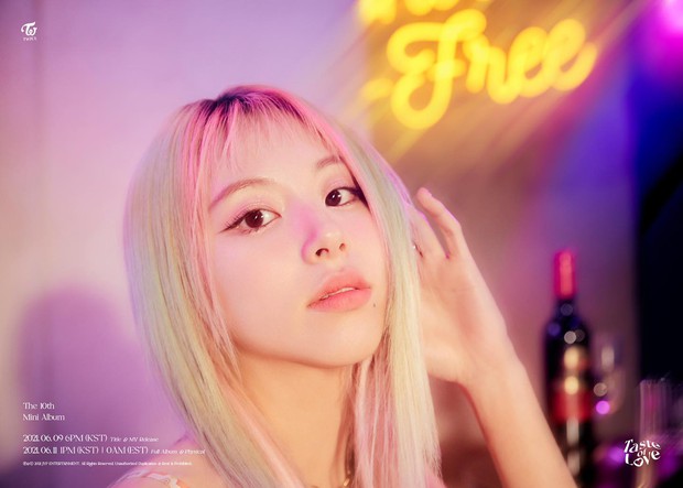 Gái JYP đi vào bar: 9 nàng tiểu thư nhà TWICE quyết không tha cho fan với visual quá xịn! - Ảnh 9.