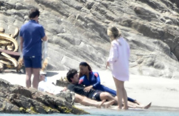 Dân mạng câm nín với hậu trường Nàng Tiên Cá bản người đóng: Phá nguyên tác đến tận cùng phải không? - Ảnh 2.