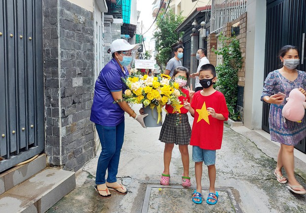 TP.HCM: Chính thức tháo dỡ phong tỏa 2 con hẻm liên quan đến Hội truyền giáo Phục Hưng - Ảnh 2.