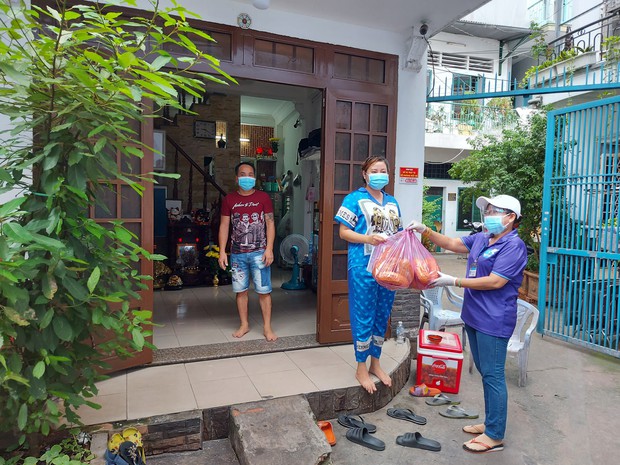 TP.HCM: Chính thức tháo dỡ phong tỏa 2 con hẻm liên quan đến Hội truyền giáo Phục Hưng - Ảnh 5.