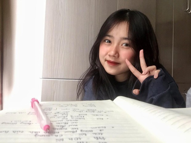 Bí quyết ôn thi online cực hiệu quả cho mùa dịch, áp dụng những cách học này chẳng bao giờ sợ điểm số lẹt đẹt! - Ảnh 1. Bí quyết ôn thi online cực hiệu quả cho mùa dịch, áp dụng những cách học này chẳng bao giờ sợ điểm số lẹt đẹt! - Ảnh 1.