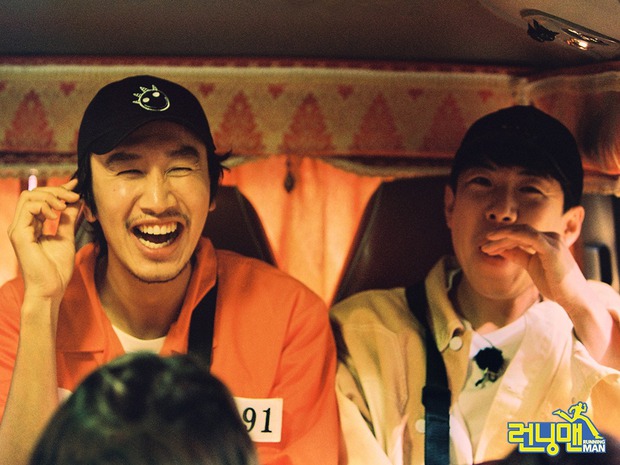 Bộ ảnh xúc động, đẹp như mơ của Lee Kwang Soo trong tập cuối ghi hình Running Man - Ảnh 6. Bộ ảnh xúc động, đẹp như mơ của Lee Kwang Soo trong tập cuối ghi hình Running Man - Ảnh 6.