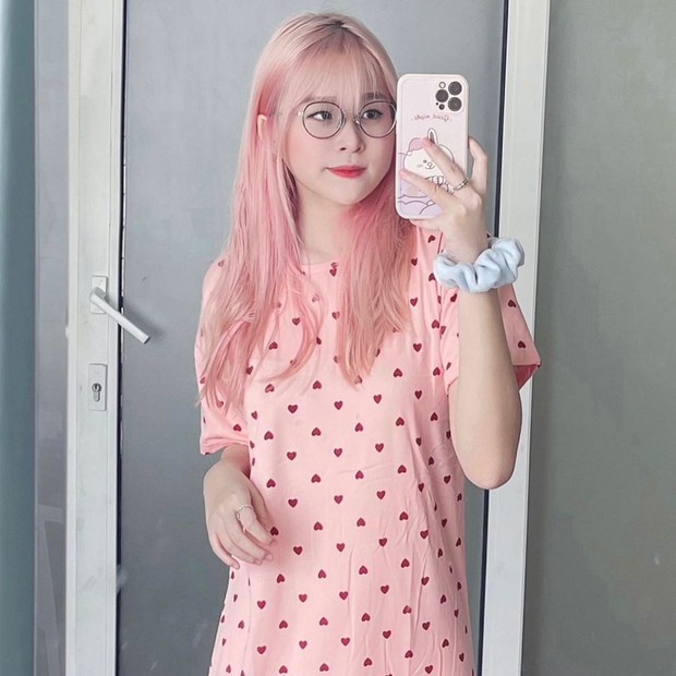 Ai bảo đi chơi mới được mặc đẹp, các nàng sắm váy ngủ giống rich kid Chao để xinh xắn ngay cả khi ở nhà nào - Ảnh 3.