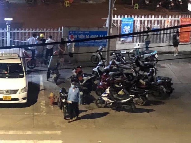 Truy sát tại bệnh viện khiến 1 người chết, 2 bị thương - Ảnh 2. Truy sát tại bệnh viện khiến 1 người chết, 2 bị thương - Ảnh 2.