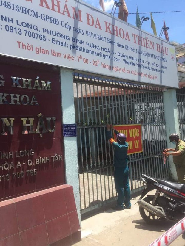 TP.HCM: Đi khám bệnh khi có triệu chứng sốt, hai vợ chồng phát hiện mắc Covid-19 - Ảnh 1. TP.HCM: Đi khám bệnh khi có triệu chứng sốt, hai vợ chồng phát hiện mắc Covid-19 - Ảnh 1.