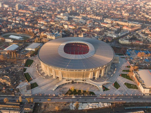 Đây là sân vận động đặc biệt nhất Euro 2020/2021: Nơi duy nhất của châu Âu cho phép gần 100% khán giả vào sân - Ảnh 4. Đây là sân vận động đặc biệt nhất Euro 2020/2021: Nơi duy nhất của châu Âu cho phép gần 100% khán giả vào sân - Ảnh 4.