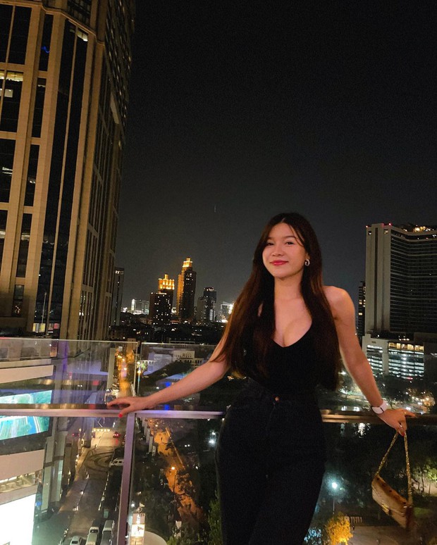 Hội cầu thủ Việt thật khéo chọn nửa kia, không chỉ xinh đẹp mà còn đảm đang mất phần thiên hạ - Ảnh 5. Hội cầu thủ Việt thật khéo chọn nửa kia, không chỉ xinh đẹp mà còn đảm đang mất phần thiên hạ - Ảnh 5.