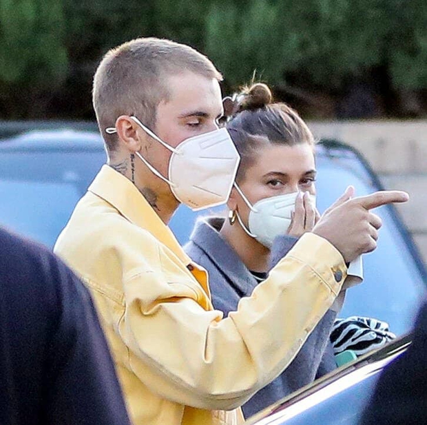 Justin Bieber cuối cùng đã lột xác: Cưỡi siêu xe 7,6 tỷ đi lượn phố cùng bà xã, nhan sắc hoàng tử nhạc Pop trở lại rồi! - Ảnh 3.