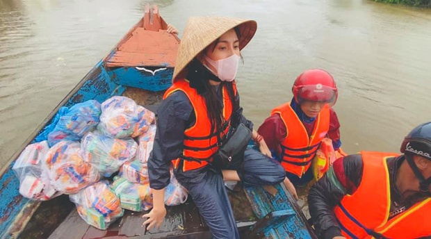 Thuỷ Tiên thừa nhận sẽ chịu đựng mọi công kích và chửi rủa mà chăm kiếm tiền, hoá ra là do cả tá câu chuyện xúc động phía sau - Ảnh 11.