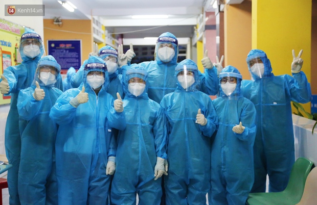 870 ca nhiễm Covid-19 trong vòng 28 ngày, TP.HCM sẽ kiểm soát dịch Covid-19 thế nào trong 2 tuần giãn cách xã hội tiếp theo? - Ảnh 7. 870 ca nhiễm Covid-19 trong vòng 28 ngày, TP.HCM sẽ kiểm soát dịch Covid-19 thế nào trong 2 tuần giãn cách xã hội tiếp theo? - Ảnh 7.
