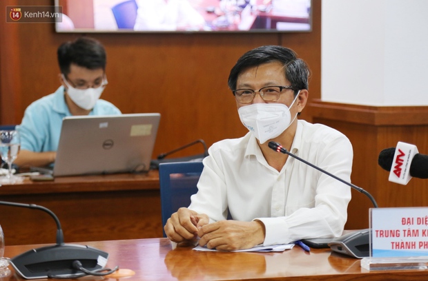 870 ca nhiễm Covid-19 trong vòng 28 ngày, TP.HCM sẽ kiểm soát dịch Covid-19 thế nào trong 2 tuần giãn cách xã hội tiếp theo? - Ảnh 4. 870 ca nhiễm Covid-19 trong vòng 28 ngày, TP.HCM sẽ kiểm soát dịch Covid-19 thế nào trong 2 tuần giãn cách xã hội tiếp theo? - Ảnh 4.