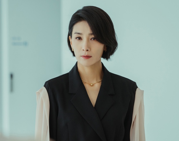 Rộ giả thuyết mợ cả Seo Hyun là trùm cuối ở Mine, mượn tay Lee Bo Young tiêu diệt luôn đối thủ? - Ảnh 3.