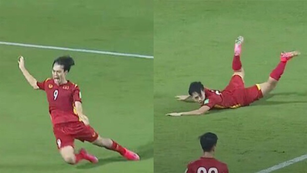 Chủ tịch Văn Toàn bị làm giả áo in hình cú ngã thần thánh, hàng pha ke hét giá còn cao hơn cả đồ thật - Ảnh 1. Chủ tịch Văn Toàn bị làm giả áo in hình cú ngã thần thánh, hàng pha ke hét giá còn cao hơn cả đồ thật - Ảnh 1.
