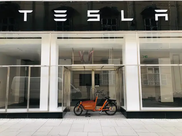 Chủ sở hữu xe điện Tesla ở Trung Quốc: Nó từng là niềm kiêu hãnh, nhưng bây giờ chỉ mang tới sự khinh thường - Ảnh 3. Chủ sở hữu xe điện Tesla ở Trung Quốc: Nó từng là niềm kiêu hãnh, nhưng bây giờ chỉ mang tới sự khinh thường - Ảnh 3.