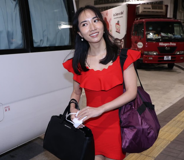 Hoảng hồn vòng sơ tuyển Hoa hậu Hong Kong: Thí sinh bị bóc lỗi make up, style lôi thôi như đi chợ, kéo đến 1 gương mặt sáng hiếm hoi mà vỡ òa - Ảnh 14.