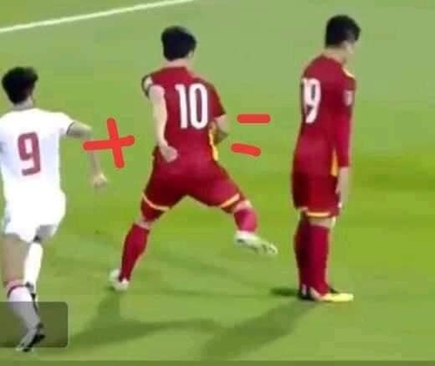 Khoảnh khắc Quang Hải chết trân vô tình tạo ra phép Toán được share nhiều nhất MXH - Ảnh 1. Khoảnh khắc Quang Hải chết trân vô tình tạo ra phép Toán được share nhiều nhất MXH - Ảnh 1.