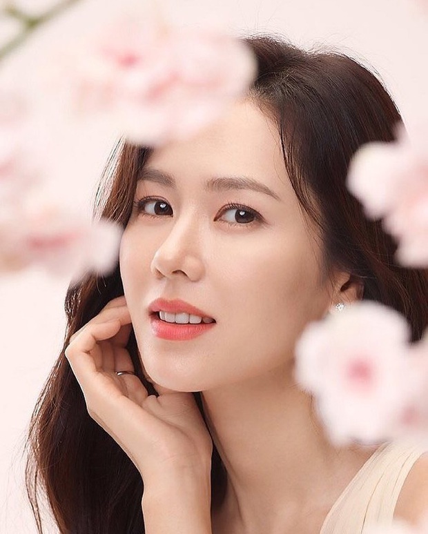 Nhìn thành quả lần đầu Son Ye Jin vào bếp, dân mạng ngỡ ngàng đến mức phải thốt lên: Sẵn sàng về làm dâu nhà Hyun Bin lắm rồi! - Ảnh 3. Nhìn thành quả lần đầu Son Ye Jin vào bếp, dân mạng ngỡ ngàng đến mức phải thốt lên: Sẵn sàng về làm dâu nhà Hyun Bin lắm rồi! - Ảnh 3.
