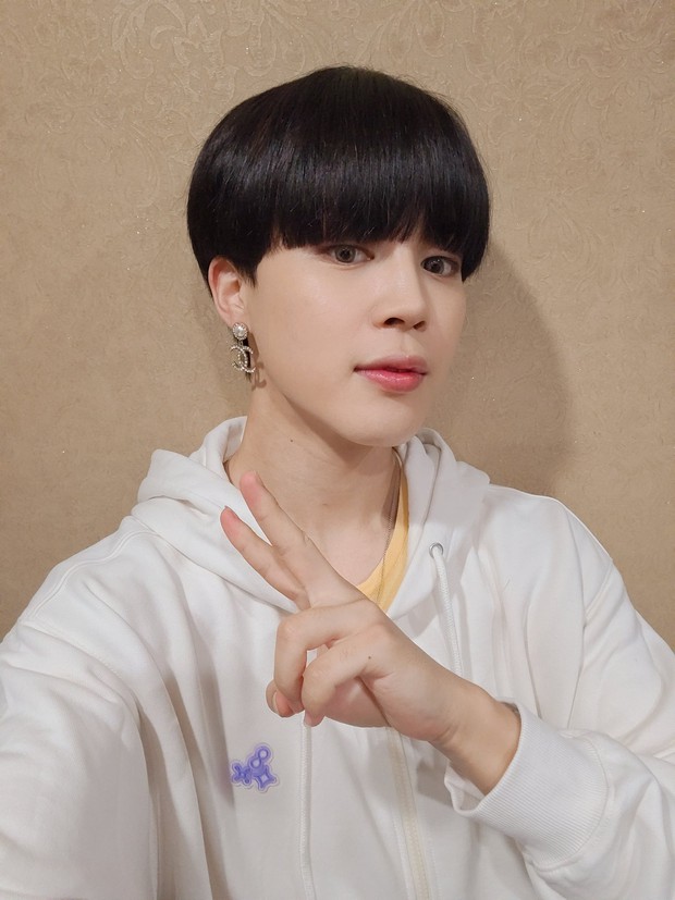 Fan thú nhận xem lậu concert của BTS, Jimin tự để lộ luôn tính cách thật vì phản ứng công khai sau đó - Ảnh 4.