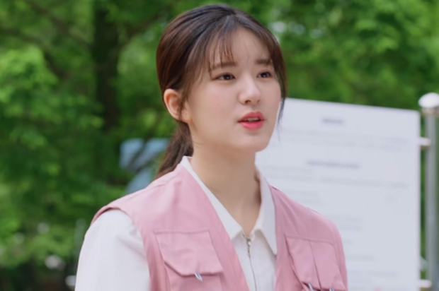 Phim flop của Triệu Lộ Tư đã mở điểm lặng lẽ, thấp đến xấu hổ nhưng vẫn vượt qua hai rác phẩm khác? - Ảnh 3. Phim flop của Triệu Lộ Tư đã mở điểm lặng lẽ, thấp đến xấu hổ nhưng vẫn vượt qua hai rác phẩm khác? - Ảnh 3.