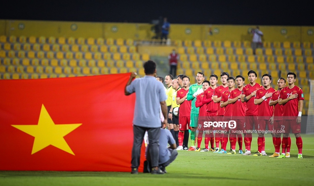 Netizen Trung Quốc ngỡ ngàng khi ĐT Việt Nam làm nên lịch sử: Có phải chính là đội trẻ từng nổi nổi hồi Thường Châu không? - Ảnh 1.