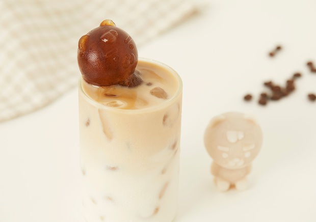 Kakao Friends có 8 món phụ kiện mùa hè cưng xỉu: Từ khuôn làm đá đến đủ loại quạt xinh quá trời - Ảnh 3.