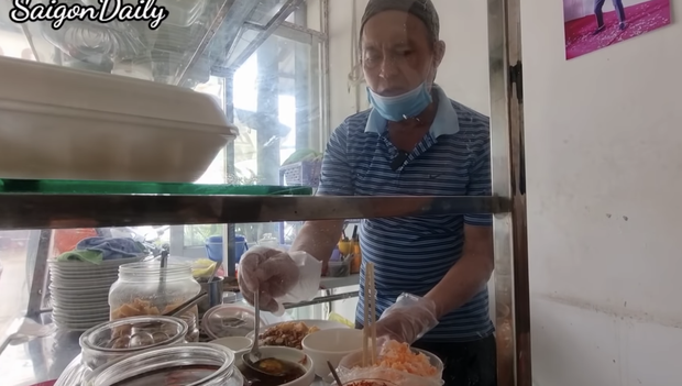 NS Duy Phương nghẹn ngào kể về khoảng thời gian tan nát sau ly hôn, 20 ngàn đổ xăng cũng không có, bị Duy Phước hiểu lầm - Ảnh 4. NS Duy Phương nghẹn ngào kể về khoảng thời gian tan nát sau ly hôn, 20 ngàn đổ xăng cũng không có, bị Duy Phước hiểu lầm - Ảnh 4.