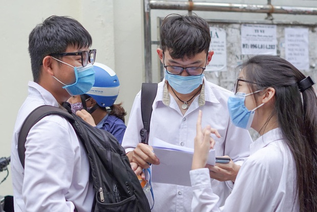  Một thí sinh Hà Nội có thể đỗ 8 nguyện vọng vào lớp 10 nhưng vẫn có thể bị trượt vì lý do này  - Ảnh 1.