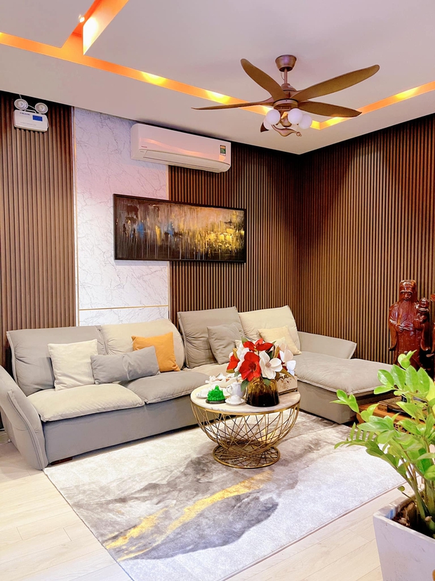 Kinh doanh tự do, vợ chồng xây nhà 4 tầng rộng 680m2, nhìn bếp với sân thượng chỉ biết khen: Đúng là nhà người ta! - Ảnh 1. Kinh doanh tự do, vợ chồng xây nhà 4 tầng rộng 680m2, nhìn bếp với sân thượng chỉ biết khen: Đúng là nhà người ta! - Ảnh 1.