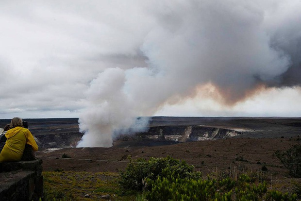 Núi lửa lớn nhất thế giới Mauna Loa trước nguy cơ phun trào - Ảnh 1.