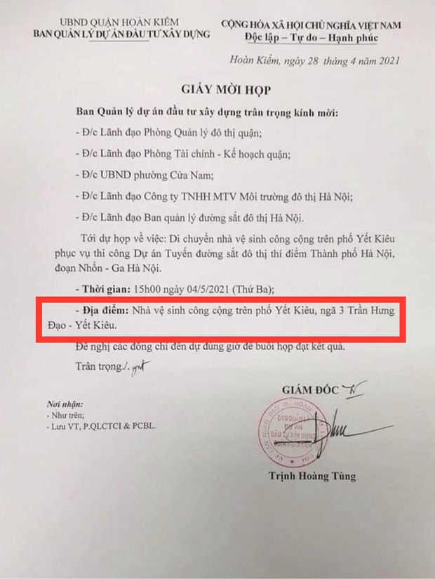 Hà Nội: Thực hư giấy mời dự họp có ghi địa điểm là nhà vệ sinh công cộng trên phố Yết Kiêu, Hoàn Kiếm - Ảnh 1.