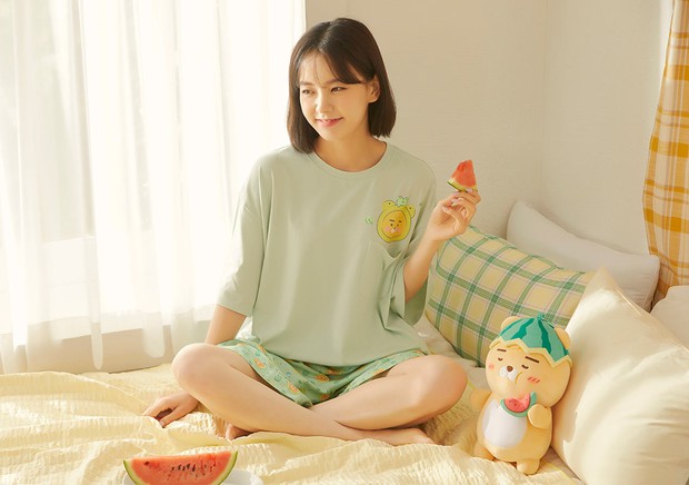 Kakao Friends có 8 món phụ kiện mùa hè cưng xỉu: Từ khuôn làm đá đến đủ loại quạt xinh quá trời - Ảnh 7.