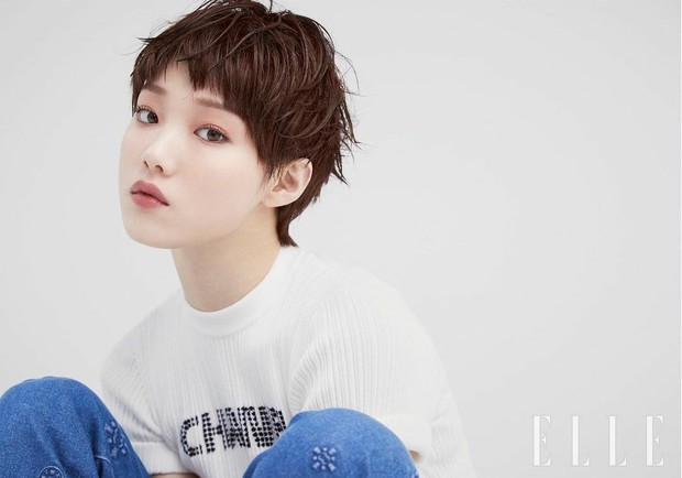 Tiên nữ cử tạ Lee Sung Kyung bất ngờ đổi gió xuống tóc ngắn chưa từng có, người đâu lột xác tomboy mà vẫn đẹp không chê nổi - Ảnh 7.