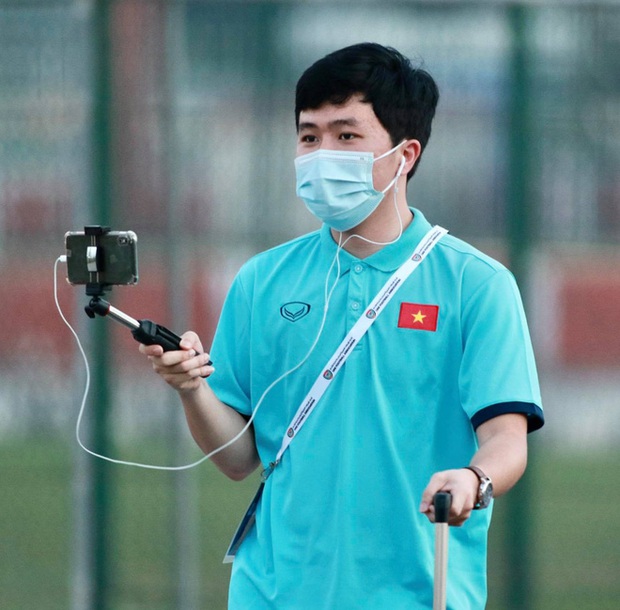 Phóng viên Việt Nam sang UAE tác nghiệp giữa mùa dịch Covid-19: Hành trình cam go và ngày 21/6 đặc biệt - Ảnh 8. Phóng viên Việt Nam sang UAE tác nghiệp giữa mùa dịch Covid-19: Hành trình cam go và ngày 21/6 đặc biệt - Ảnh 8.