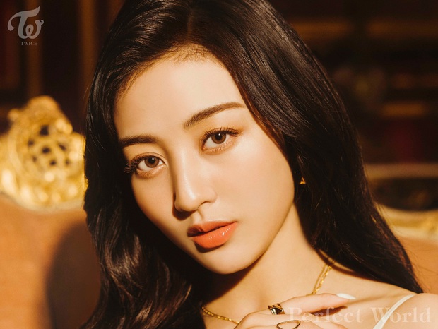 Vừa mới quảng bá xong, TWICE đã vội tung teaser comeback tiếp theo khiến fan xót xa: JYP định bóc lột idol đến bao giờ? - Ảnh 6.