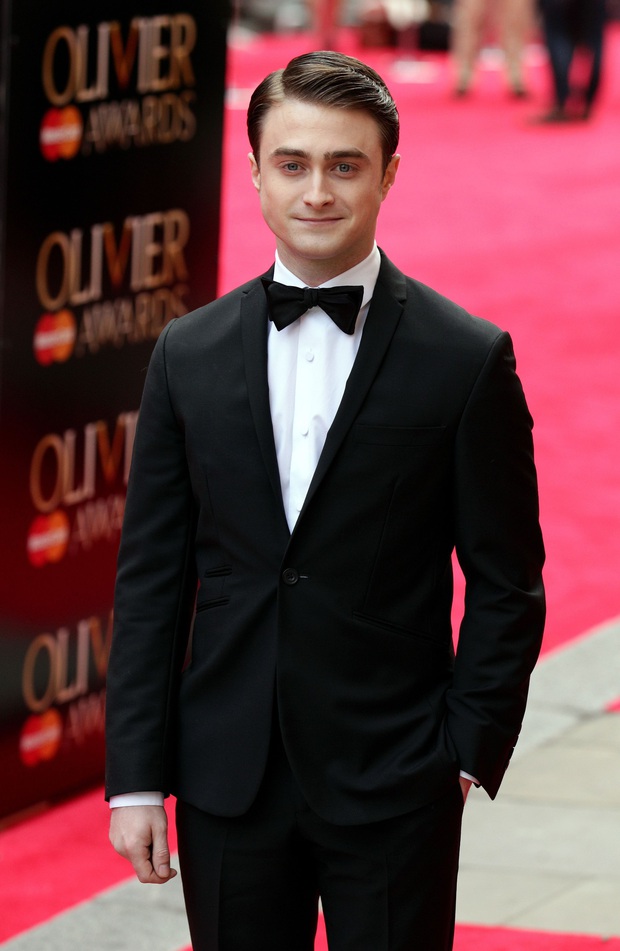 Harry Potter Daniel Radcliffe thành người thừa kế tài sản 2,5 nghìn tỷ, vừa bán nhà 46 tỷ cho bố mẹ vì có âm mưu? - Ảnh 2.