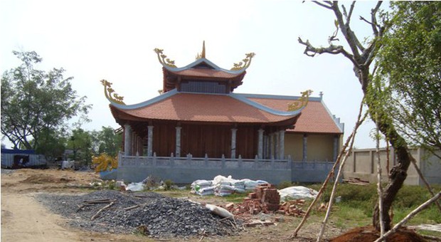 Nhà thờ Tổ 100 tỷ của NS Hoài Linh từng bị con chủ đất tố giác, phạt vì vấn đề giấy phép, liệu đã đủ điều kiện xây hợp pháp? - Ảnh 4. Nhà thờ Tổ 100 tỷ của NS Hoài Linh từng bị con chủ đất tố giác, phạt vì vấn đề giấy phép, liệu đã đủ điều kiện xây hợp pháp? - Ảnh 4.