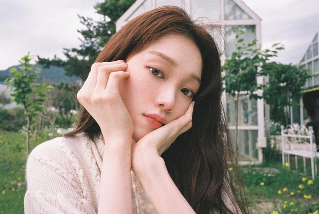 Sự thật đằng sau tin tiên nữ cử tạ Lee Sung Kyung hẹn hò nam rapper đình đám khiến fan ngỡ ngàng, ngơ ngác và bật ngửa - Ảnh 1. Sự thật đằng sau tin tiên nữ cử tạ Lee Sung Kyung hẹn hò nam rapper đình đám khiến fan ngỡ ngàng, ngơ ngác và bật ngửa - Ảnh 1.