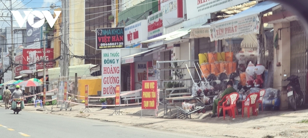 Long An phát hiện ổ dịch 18 người dương tính SARS-CoV-2 - Ảnh 1. Long An phát hiện ổ dịch 18 người dương tính SARS-CoV-2 - Ảnh 1.