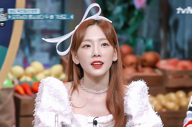 Taeyeon (SNSD) ngồi cạnh nhóm nữ hồi sinh sau 10 năm: Rồi ai mới là tiền bối? - Ảnh 3.