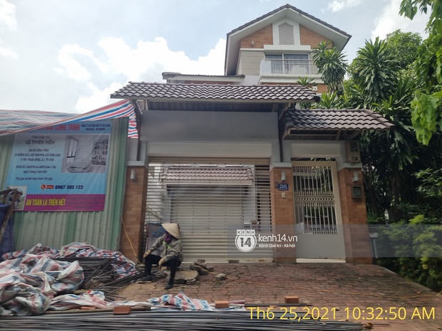 Công trình nhà 22 tỷ của Thuỷ Tiên vẫn đang xây dựng giữa dịch phức tạp, xuất hiện các công nhân không đeo khẩu trang - Ảnh 6.