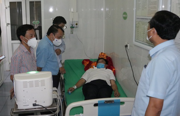 Giám đốc y tế kiệt sức sau 11 đêm thức trắng chiến đấu dịch Covid-19 - Ảnh 1. Giám đốc y tế kiệt sức sau 11 đêm thức trắng chiến đấu dịch Covid-19 - Ảnh 1.