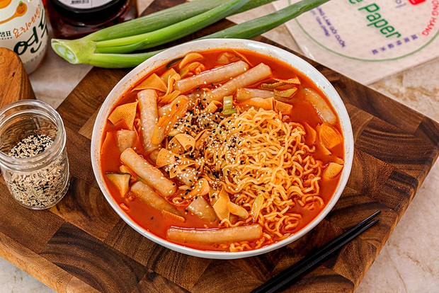 Món bánh tráng Việt Nam được giới trẻ Hàn lăng xê, trở thành trào lưu mà ai cũng muốn thử - Ảnh 5.