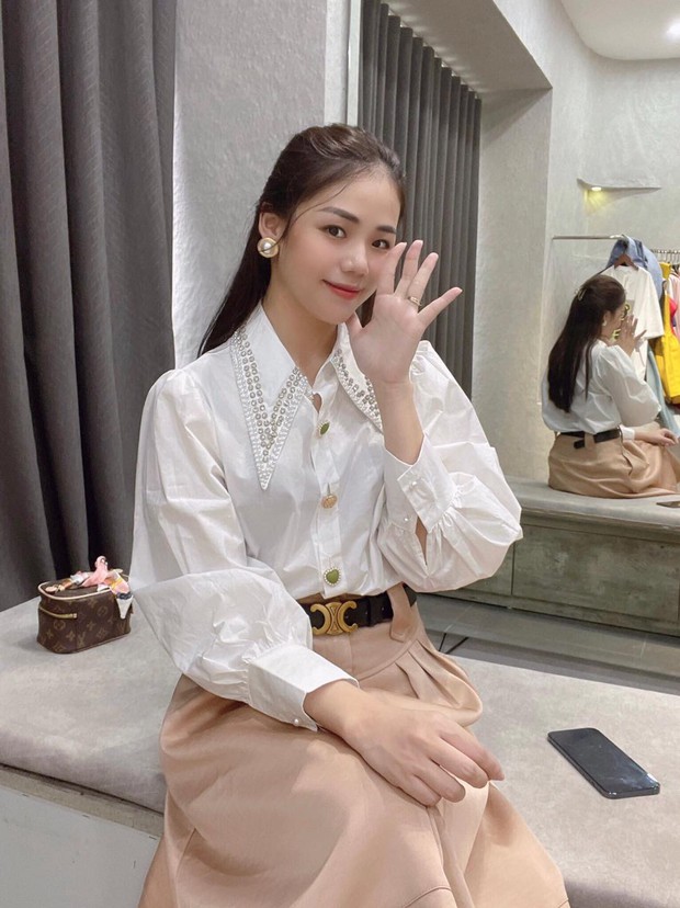 Thánh nữ cover năm nào bỗng nhiên trở lại mạnh mẽ với 4 video nằm trên top trending, đã lấy lại phong độ rồi sao? - Ảnh 6. Thánh nữ cover năm nào bỗng nhiên trở lại mạnh mẽ với 4 video nằm trên top trending, đã lấy lại phong độ rồi sao? - Ảnh 6.