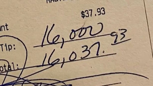 Gọi bữa ăn giá 850 ngàn VNĐ, khách hàng để lại tiền tip gần 400 triệu VNĐ cho nhân viên vì lý do không tưởng - Ảnh 3.