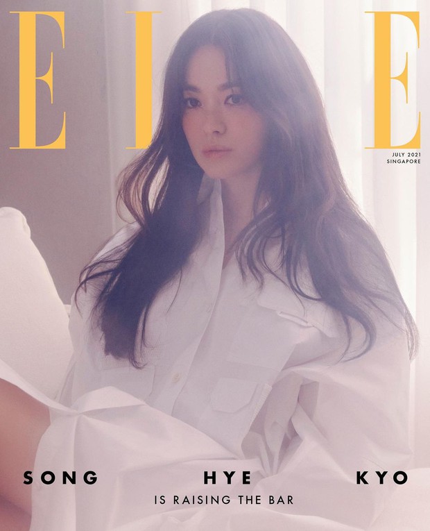 Vạn vật đổi thay riêng nhan sắc Song Hye Kyo là bất biến, nhìn ảnh tạp chí mới mà dân tình gào rú: Đẹp, đẹp, đẹp quá đáng! - Ảnh 2. Vạn vật đổi thay riêng nhan sắc Song Hye Kyo là bất biến, nhìn ảnh tạp chí mới mà dân tình gào rú: Đẹp, đẹp, đẹp quá đáng! - Ảnh 2.