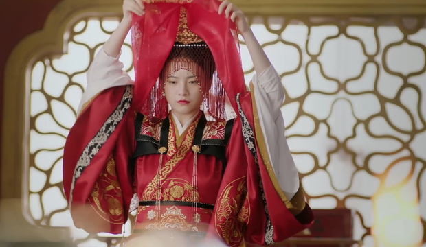 Lên Nhầm Kiệu Hoa remake gặp cảnh tẩy chay vì nam chính, cặp sao nữ lại kém sang so với bản gốc? - Ảnh 3. Lên Nhầm Kiệu Hoa remake gặp cảnh tẩy chay vì nam chính, cặp sao nữ lại kém sang so với bản gốc? - Ảnh 3.
