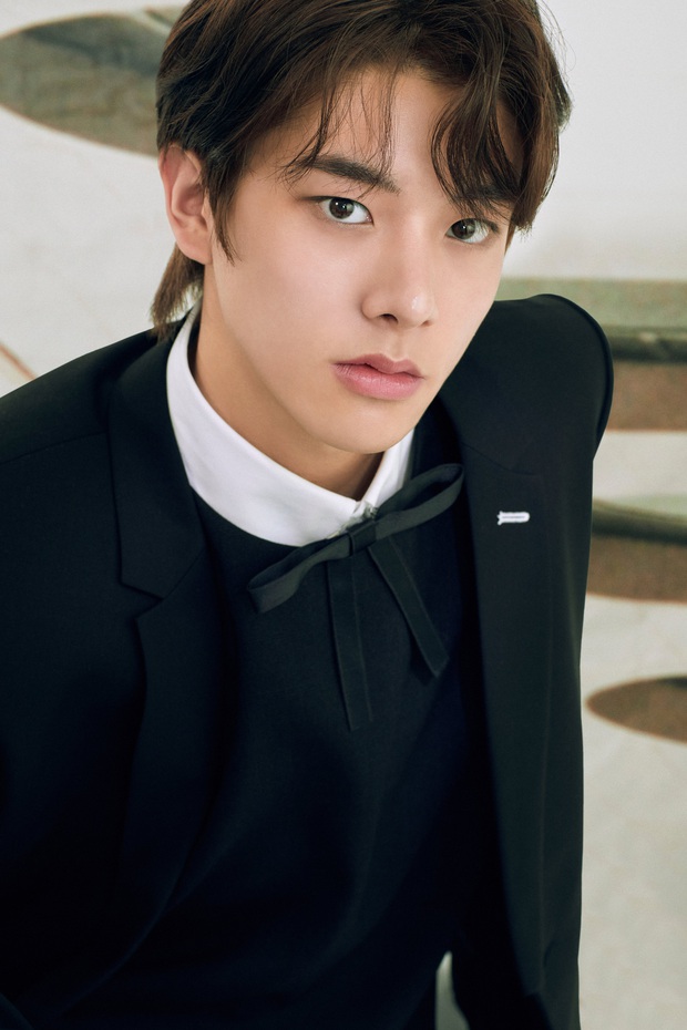 14 idol Hàn có mức học phí khủng nhất: Nam idol SM đứng đầu với gần 6 tỷ, gây sốc nhất là nhân vật đóng... 0 đồng? - Ảnh 12. 14 idol Hàn có mức học phí khủng nhất: Nam idol SM đứng đầu với gần 6 tỷ, gây sốc nhất là nhân vật đóng... 0 đồng? - Ảnh 12.