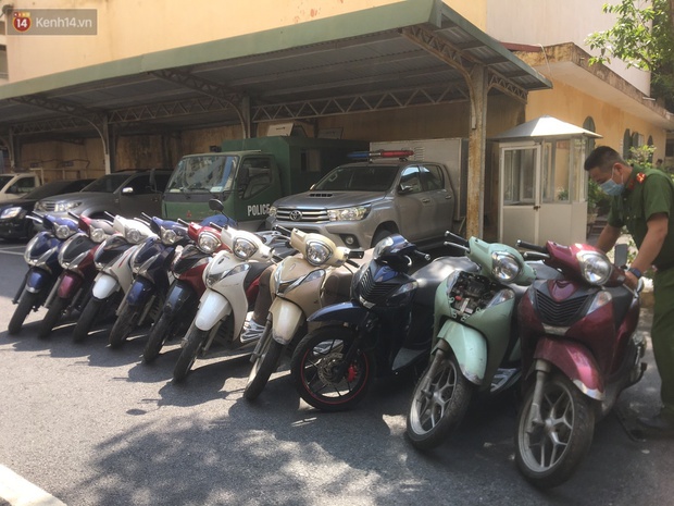 Hà Nội: Bắt siêu trộm lấy xe SH trong 10 giây, lộ tẩy cả kho xe trộm cắp - Ảnh 1. Hà Nội: Bắt siêu trộm lấy xe SH trong 10 giây, lộ tẩy cả kho xe trộm cắp - Ảnh 1.